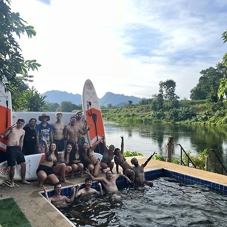 Revolution Kanchanaburi Adventure Hq Ban Chuk Kum Exteriör bild